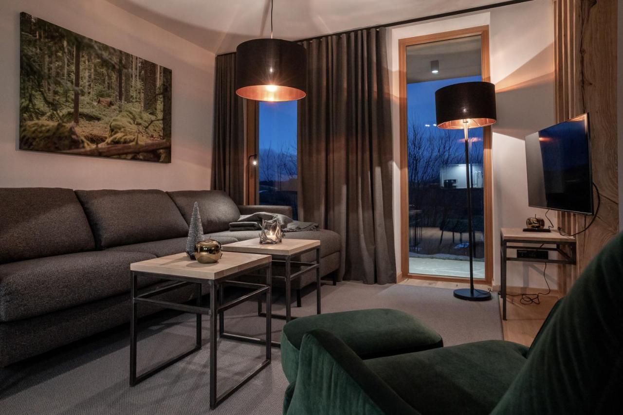 Forstgut - Premium Waldchalets Und Lodge Suiten Regen Exterior foto
