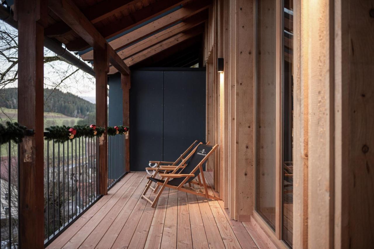 Forstgut - Premium Waldchalets Und Lodge Suiten Regen Exterior foto