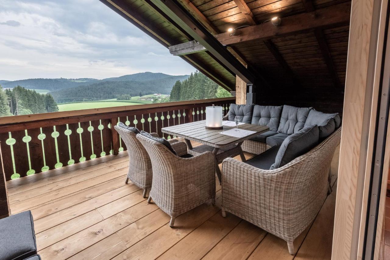 Forstgut - Premium Waldchalets Und Lodge Suiten Regen Exterior foto