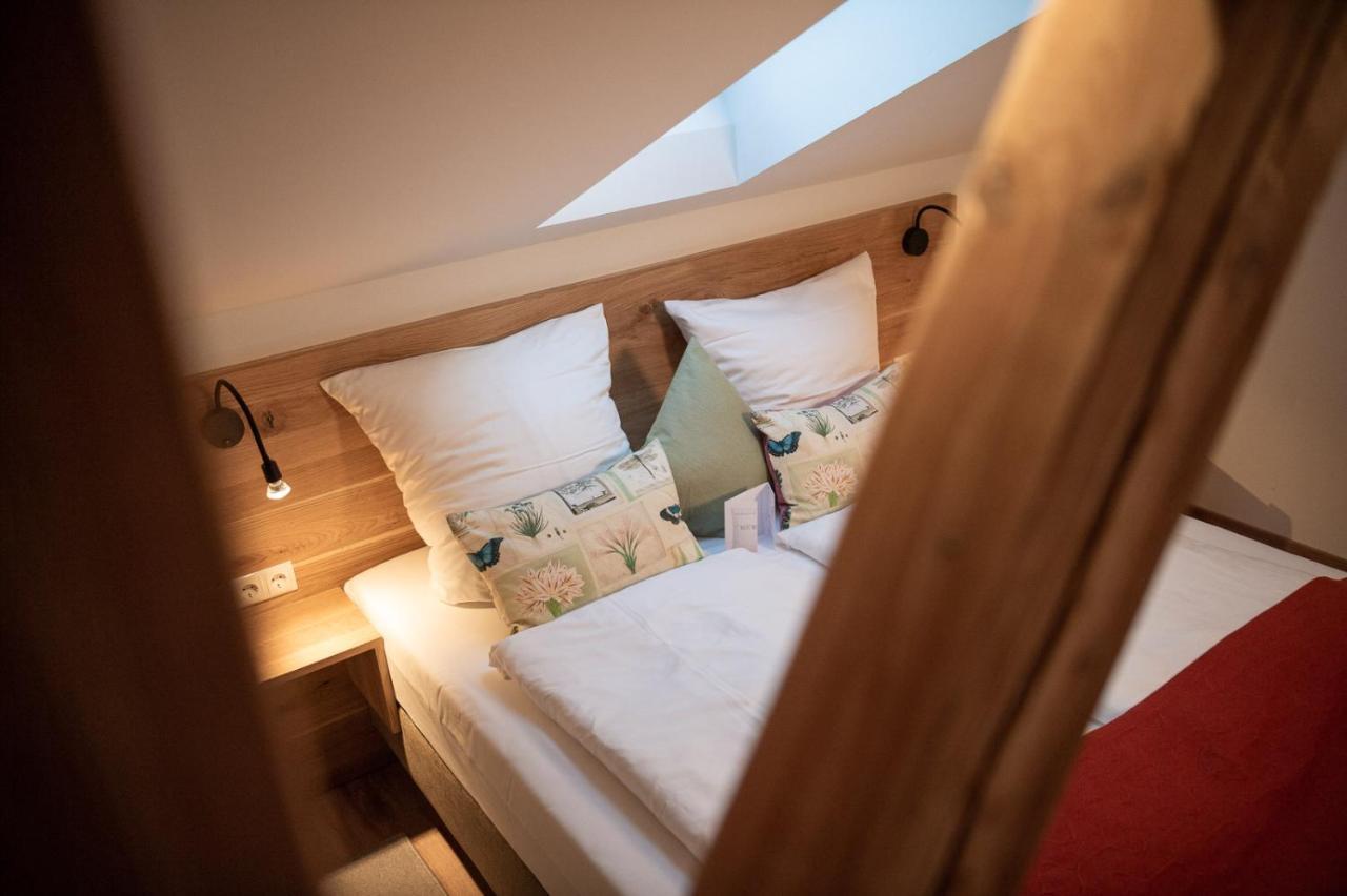 Forstgut - Premium Waldchalets Und Lodge Suiten Regen Exterior foto